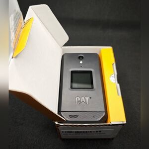 CAT S22 Flip Rugged cell phone (open box)